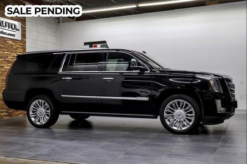 2018 Cadillac Escalade ESV Platinum