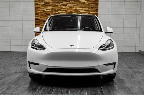 2021 Tesla Model Y Standard Range Rear-Wheel Drive