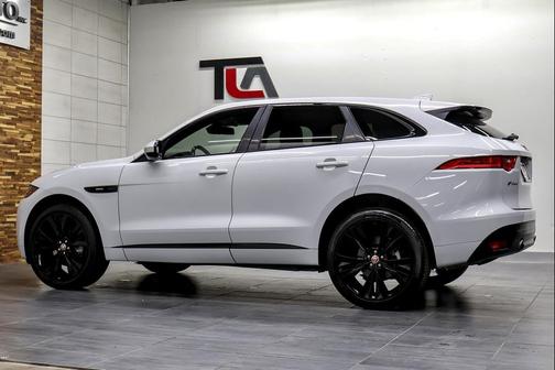 2018 Jaguar F-PACE 35t R-Sport