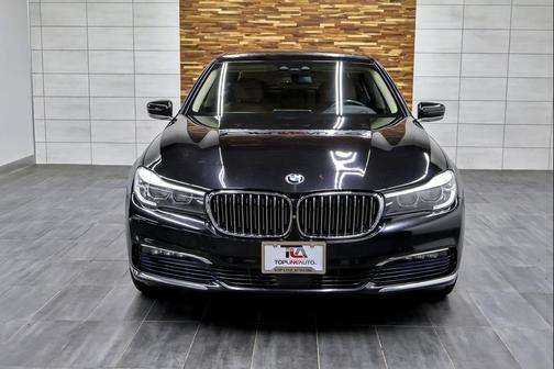 2016 BMW 740 740i