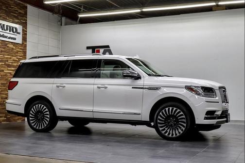 2020 Lincoln Navigator Black Label