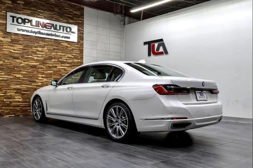 2021 BMW 740 740i