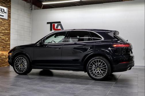 2019 Porsche Cayenne Cayenne