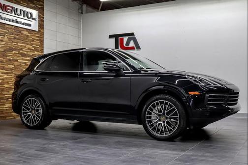 2019 Porsche Cayenne Cayenne