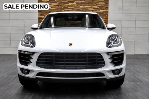 2018 Porsche Macan Base