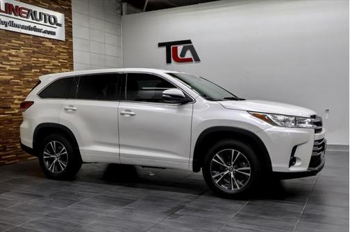2018 Toyota Highlander LE I4