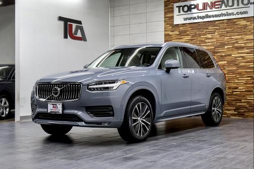 2020 Volvo XC90 T6 Momentum