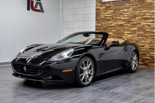 2010 Ferrari California Base
