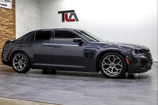 2018 Chrysler 300 S