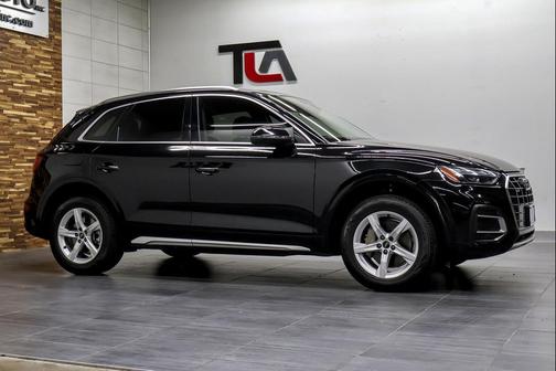 2023 Audi Q5 40 Premium