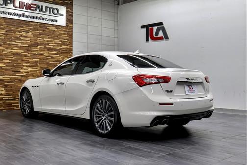 2018 Maserati Ghibli Base
