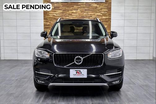 2016 Volvo XC90 T6 Momentum