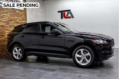 2018 Jaguar F-PACE 25t Premium