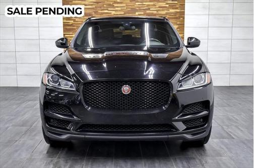 2018 Jaguar F-PACE 25t Premium