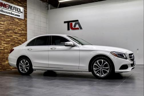 2016 Mercedes-Benz C-Class 4MATIC Luxury Sedan