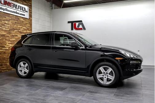 2012 Porsche Cayenne Base