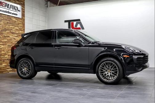 2018 Porsche Cayenne Platinum Edition