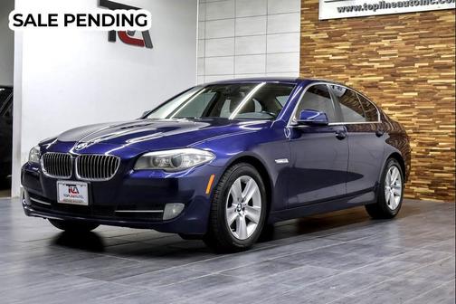 2011 BMW 528 528i