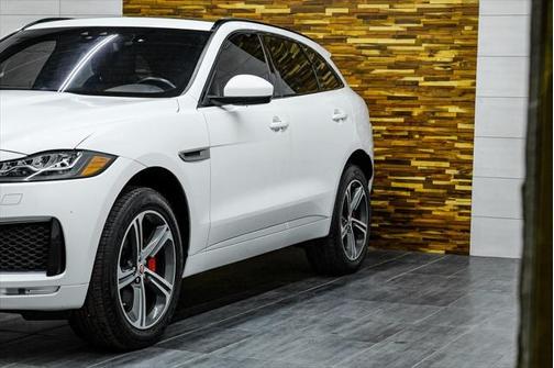 2018 Jaguar F-PACE S