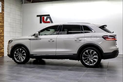 2021 Lincoln Nautilus Reserve