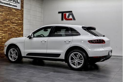 2018 Porsche Macan Base
