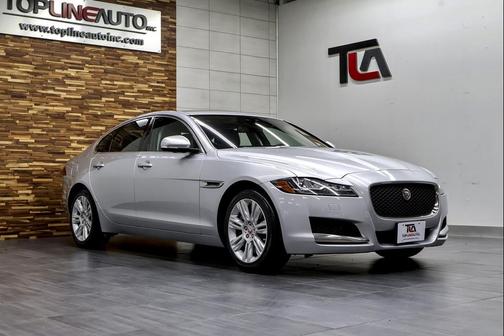 2017 Jaguar XF 35t Premium