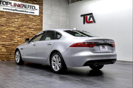 2017 Jaguar XF 35t Premium