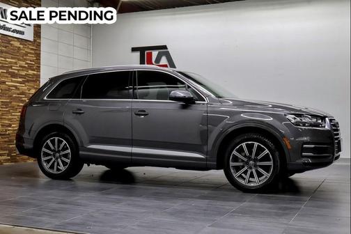 2019 Audi Q7 45 Premium Plus