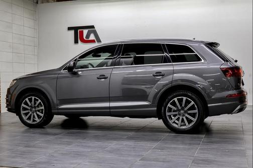 2019 Audi Q7 45 Premium Plus