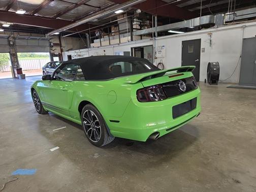 2014 Ford Mustang GT Premium