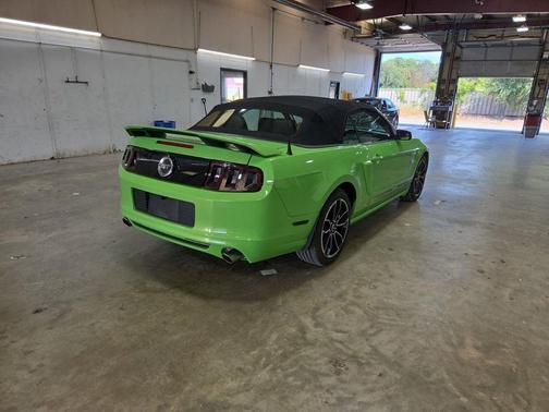2014 Ford Mustang GT Premium