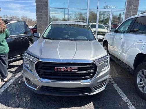 Sterling Metallic 2023 GMC Terrain SLE