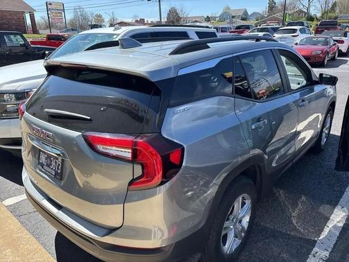 2023 GMC Terrain SLE