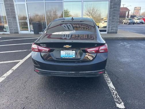 2021 Chevrolet Malibu FWD LT