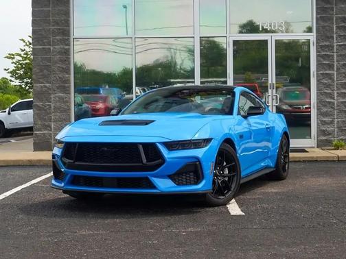 Grabber Blue Metallic 2024 Ford Mustang GT Premium