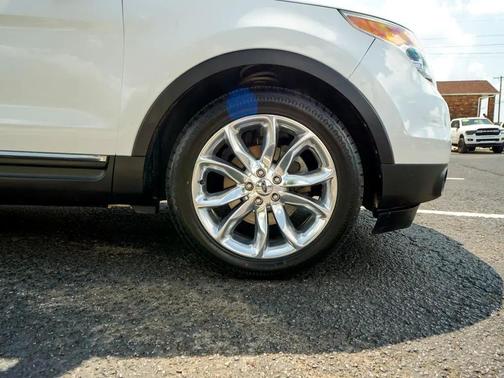 White Platinum Metallic Tri-Coat 2011 Ford Explorer Limited