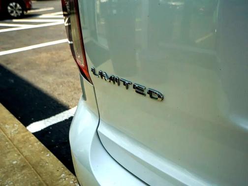 White Platinum Metallic Tri-Coat 2011 Ford Explorer Limited