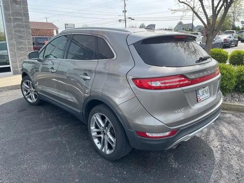 Luxe Metallic 2016 Lincoln MKC Reserve