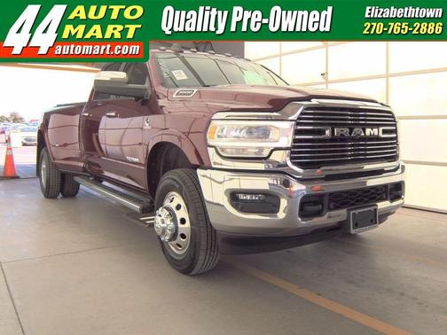 2019 RAM 3500 Laramie Crew Cab 4x4 8' Box