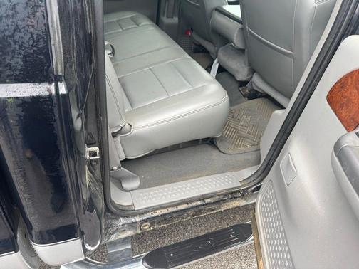 2003 Ford F-250 Lariat