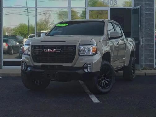 Desert Sand Metallic 2022 GMC Canyon Elevation