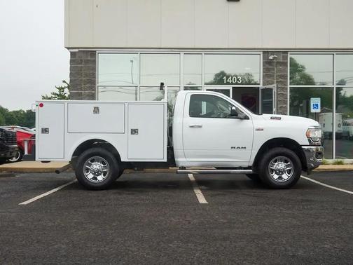 Bright White Clearcoat 2019 RAM 2500 Big Horn Regular Cab 4x4 8' Box