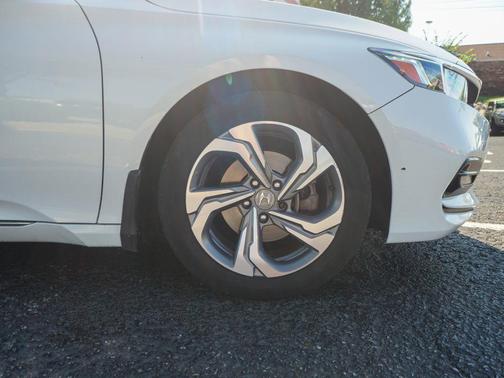2019 Honda Accord EX