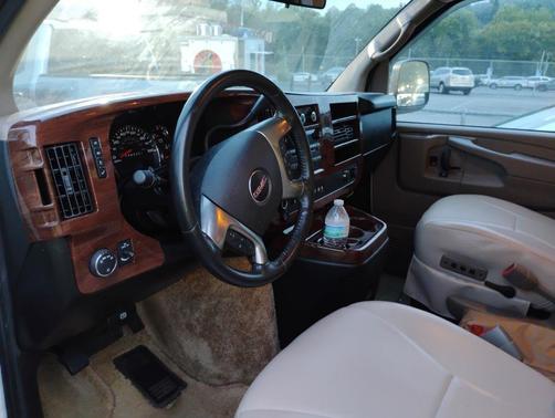 2014 GMC Savana 1500 Upfitter