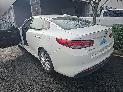 2018 Kia Optima S