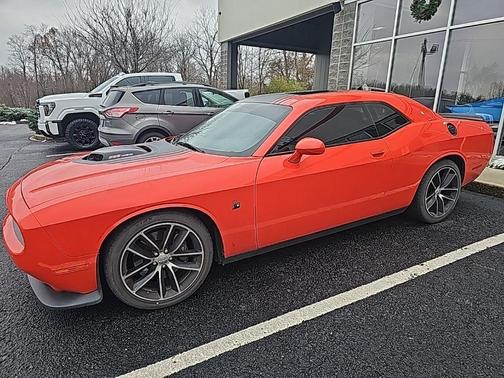 2016 Dodge Challenger R/T Scat Pack