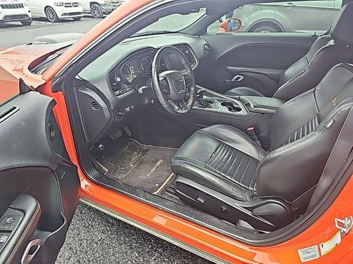 2016 Dodge Challenger R/T Scat Pack