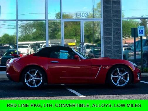 2009 Saturn Sky Red Line