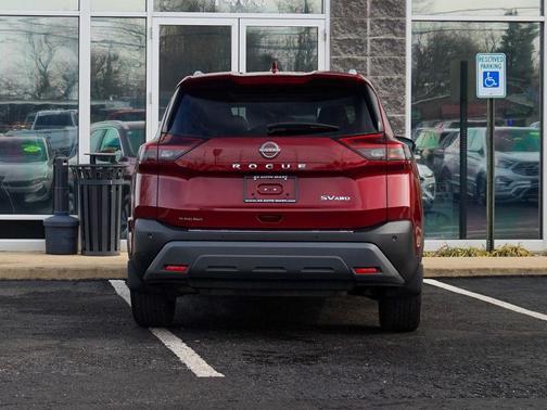 2022 Nissan Rogue SV