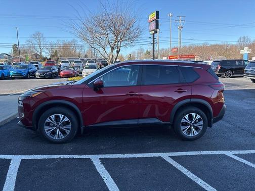 2022 Nissan Rogue SV